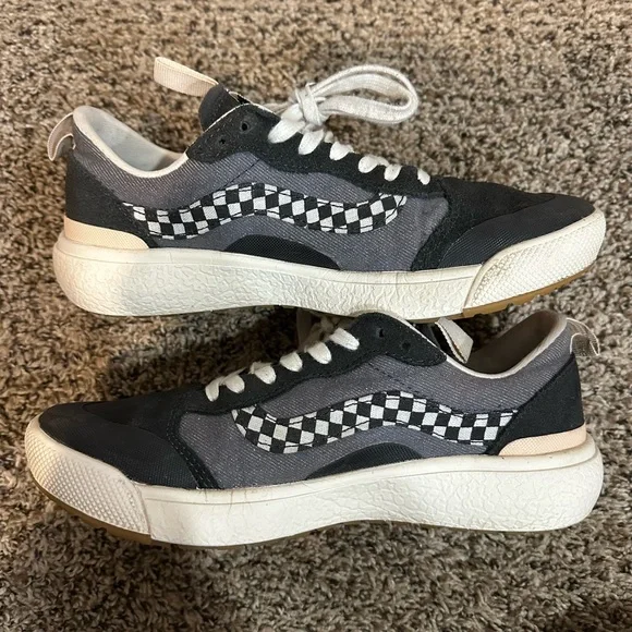 Vans Ultra Range Checkered Sneakers Suede 721356 Black White Women’s Sz 7.5 - Picture 2 of 9